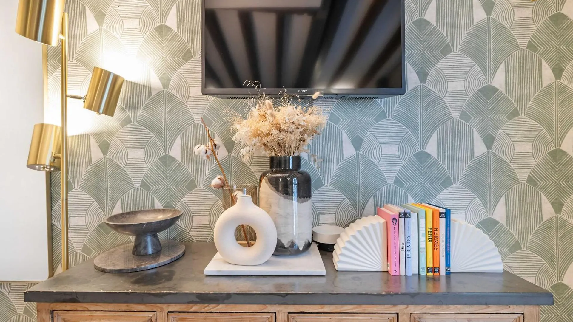 Ultra Central Historical Parisian Flat - Louvre 0*, باريس فرنسا